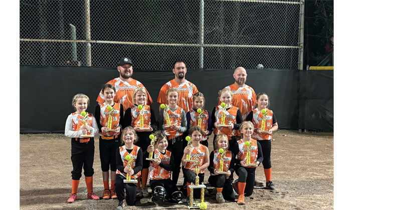 2023 Fall 8u Softball Champions 